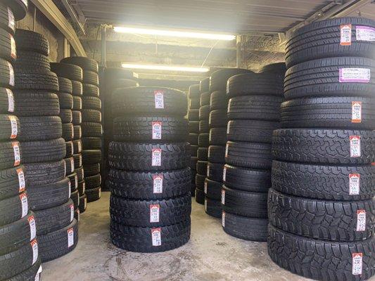 KINGSMAN TIRES