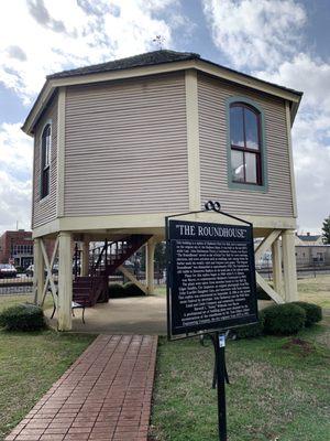 The round house