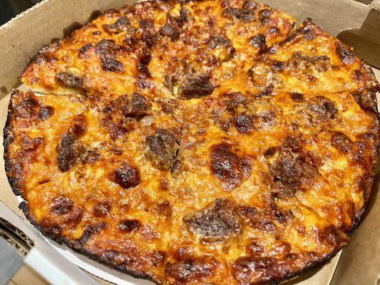 Bacon cheeseburger pizza