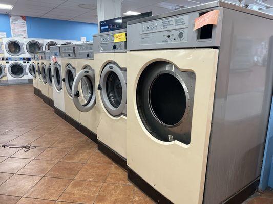 Super Laundromat