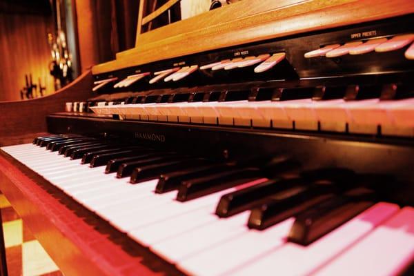 Hammond Organ at MountainHouse Recordings/Sound West Studio in Tacoma, WA