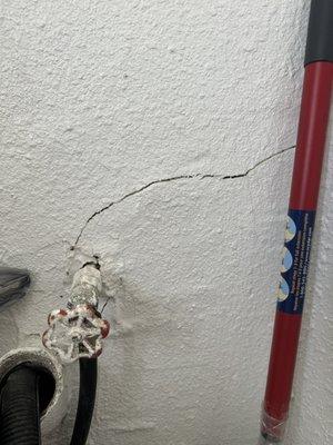 Crack by the washing machine