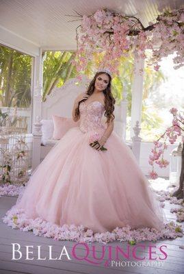 Bella Quinces