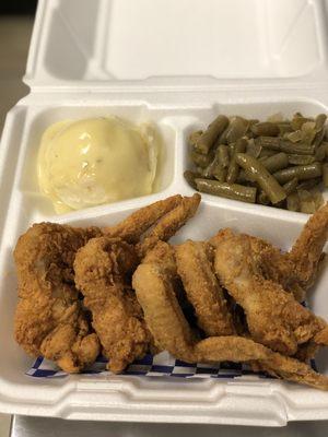 Wing Dinner with Green Beans and Mashed Potatoes