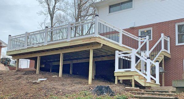 Massillon, Ohio - Treated wood deck with vinyl rail and Decorators Classic balusters.