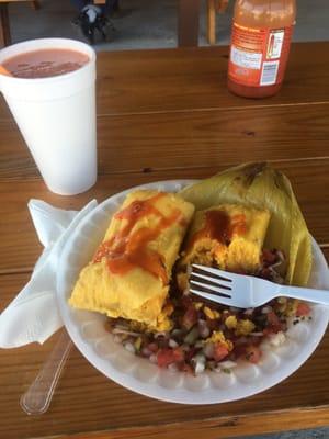 Fresh fruit juice and tamales