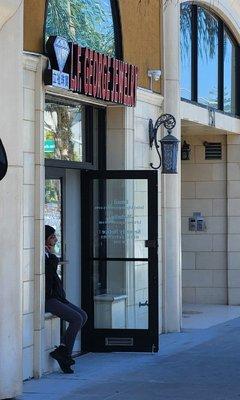 The AGH security guard for the whole building is often found hanging out at this jewelry shop for some reason.  Not providing real security.