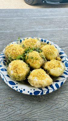 Dahi Puri (Contains Yogurt)