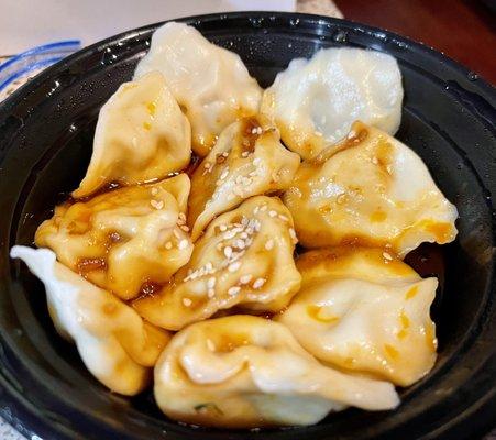 Red Oil Dumplings(8pc)