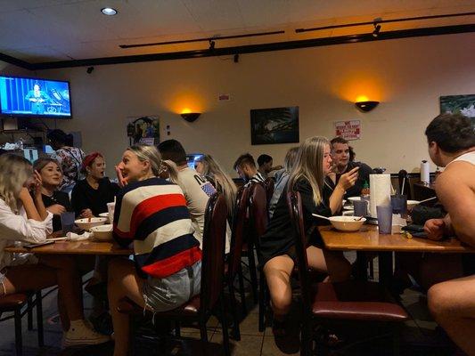 Late night pho crowd