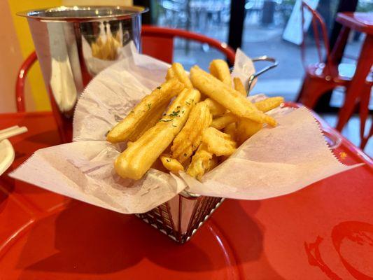 Side of fries. Hot fresh and delicious. $6.