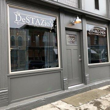 DeSTAZio's Pizza - in historic downtown Elmore!