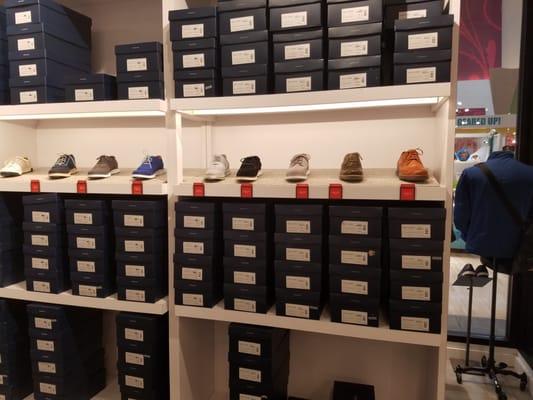 Shoe wall