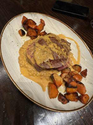 Sirloin with farro risotto