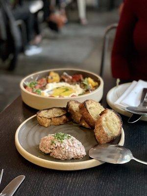 Beef Tartare ($15), Heirloom Tomato ($18)