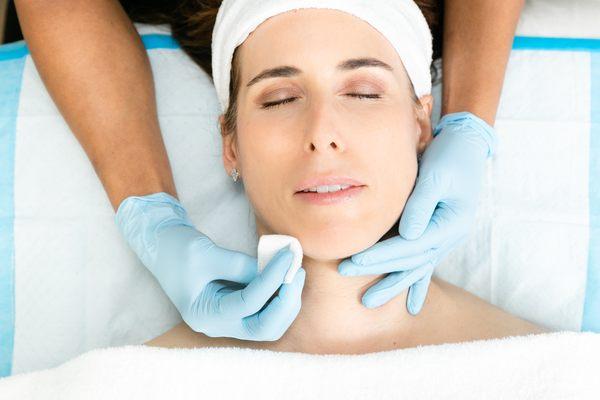 Brighten the skin, reduce wrinkles and breakouts with a chemical peel.