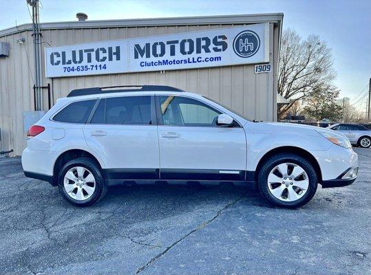 My new to me  2011 Subaru Outback Limited!