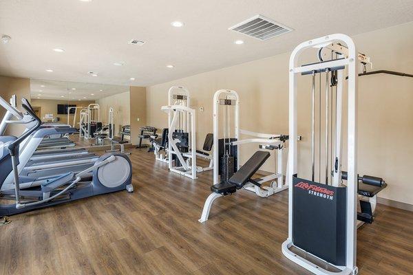 Albuquerque New Mexico Apartment Gym and Weights