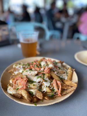 Lobster poutine