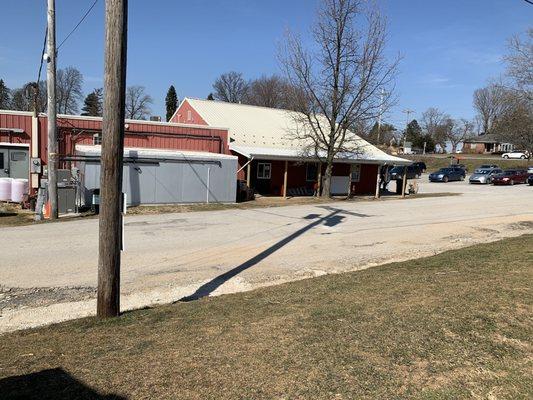 Looking at the dude if the shop from the picnic area.