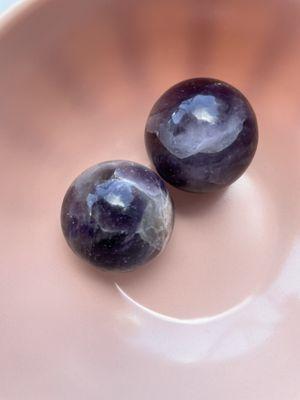 Amethyst spheres