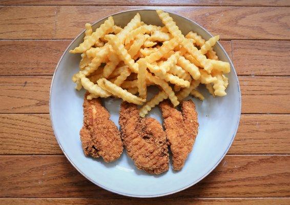 Chicken tender w/ fries from kid's menu - ok