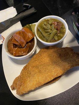 Catfish fillets, sweet potatoes and green beans. Seasoned well