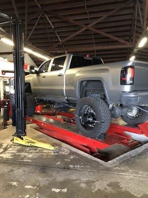 6 inch lift with 24 in deep dish. (Alignment)