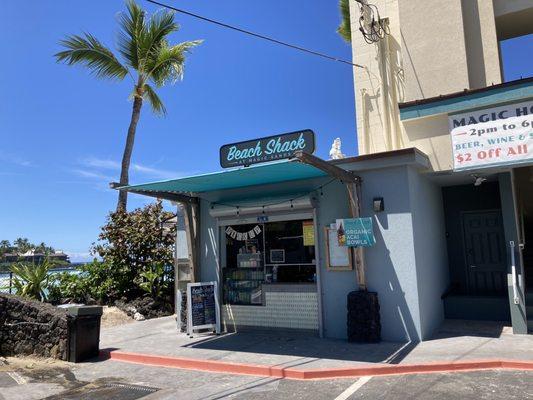 Front of the cafe, where you pickup and place orders.