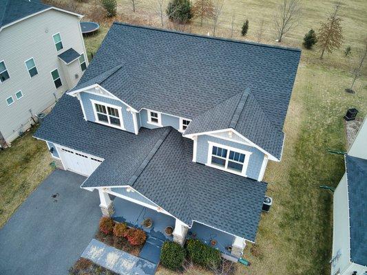 A beautiful GAF Timberline HDZ Golden Pledge roof system!