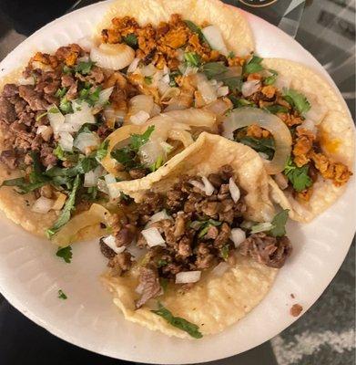 4 tacos a mano (minus a bite :p) $10 total