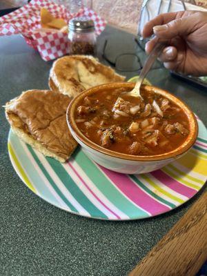 Menudo w/bread