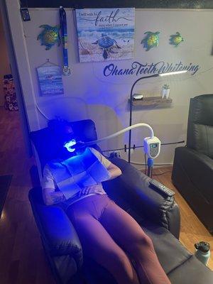 60 minute laser whitening! Instant results guaranteed!