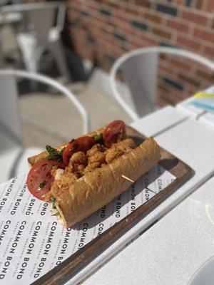 Shrimp po'boy