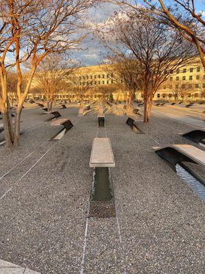 Memorial with Pentagon in the background