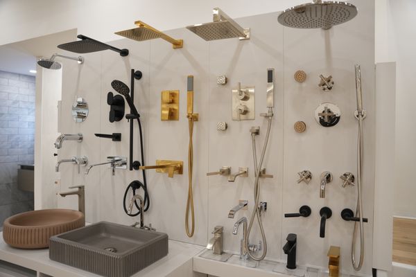 Selection of shower sets in various designs and finishes