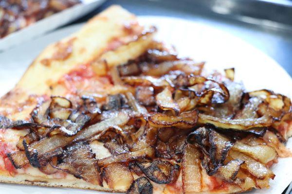 The incredible caramelized onion pizza.  The stuff of dreams!!