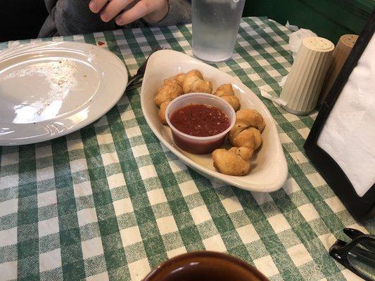 Garlic Knots.