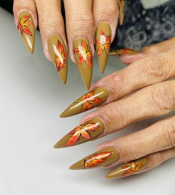 Fall nails