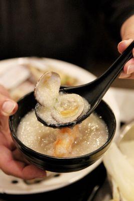 Combination seafood porridge