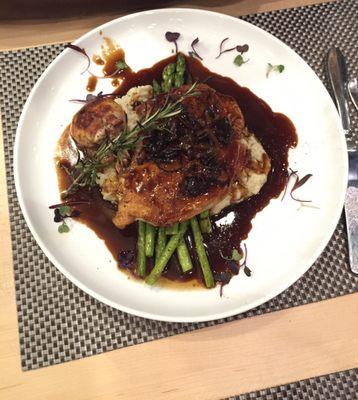 This chicken Marsala was out of this world. The dessert wasn't too shabby either !