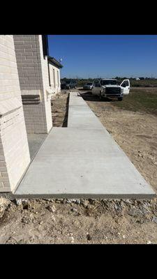 A 40 foot sidewalk