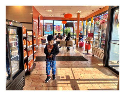 Morning Cold Brew @  Dunkin' 6250 N Clark St, Chicago, IL .America Run on Dunkin 'D. Cool!