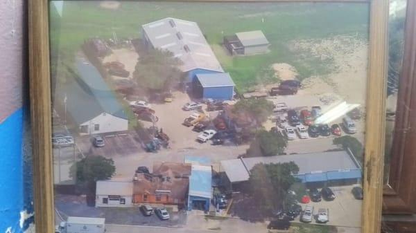 Aerial picture of albinos Auto Repair taken in 2015.