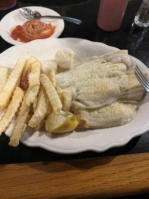 Broiled flounder and scallops