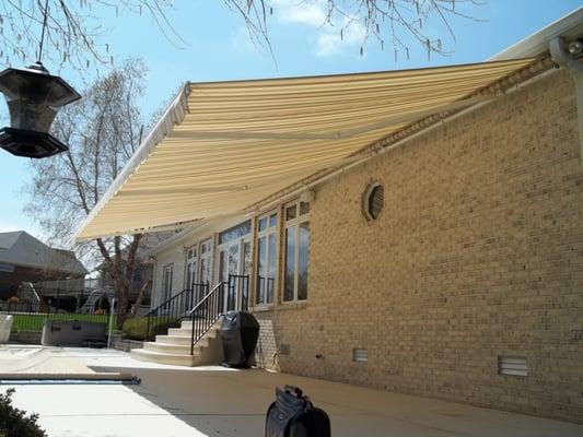 Soffitt Mount OakTree Retractable Awning