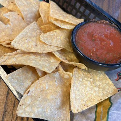 Complementary Chips and salsa