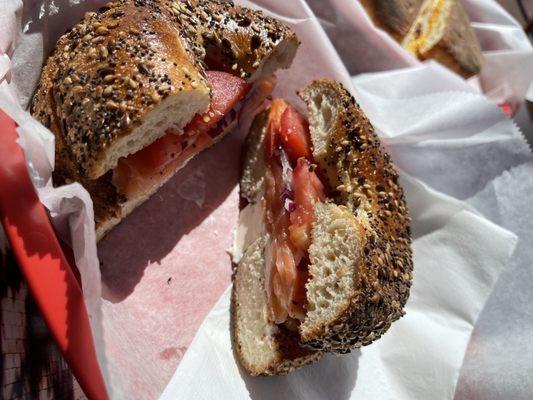 Smoked salmon bagel