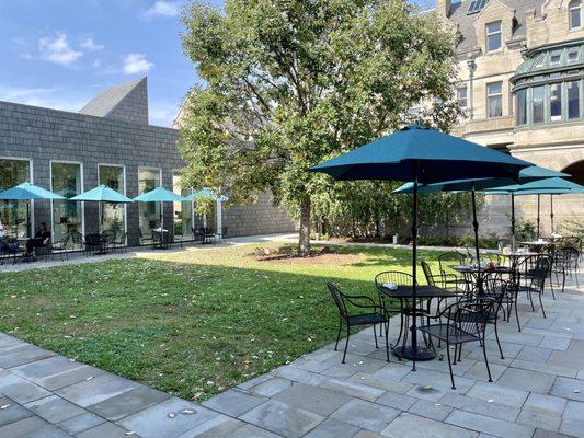 Courtyard seating