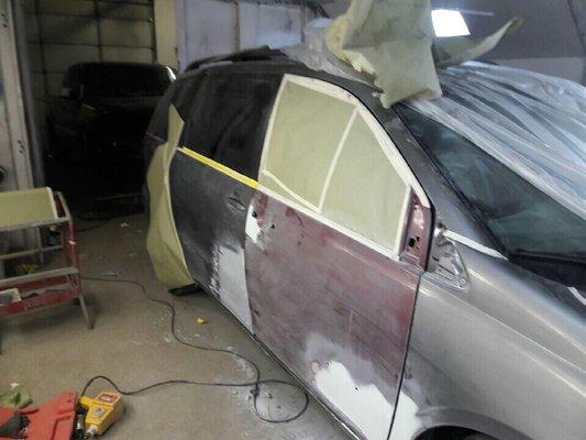 2004 to Toyota Sienna that was smashed and now being repaired and getting ready to send to paint